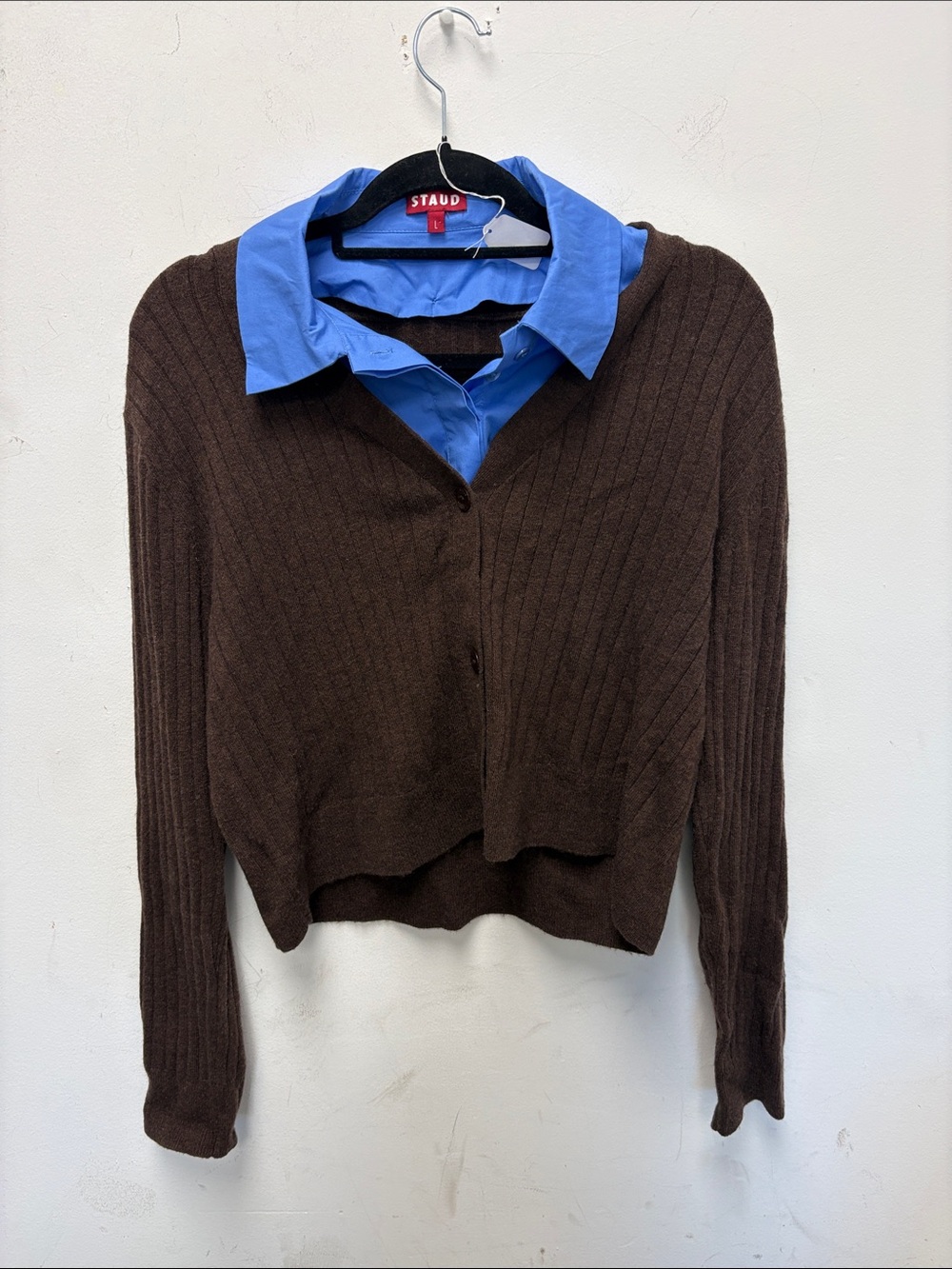 STAUD Brown Ribbed Cropped Button-Front Cardigan with Blue Shirt Collar